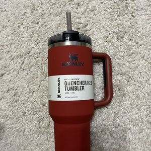 Stanley - The Quencher H2.O flowstate tumbler - matte red rust